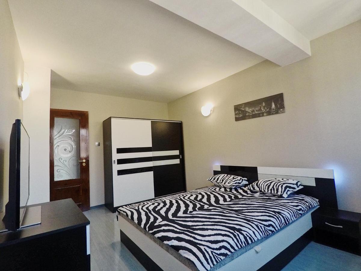 Spacious&Bright Maisonette Varna Center Extérieur photo